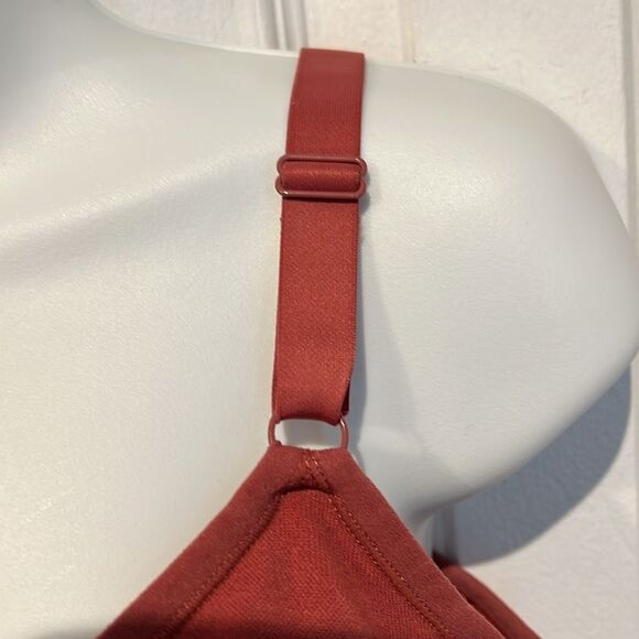 Knix Seamless Good to Go Bra Size XL - Picture 2 of 12